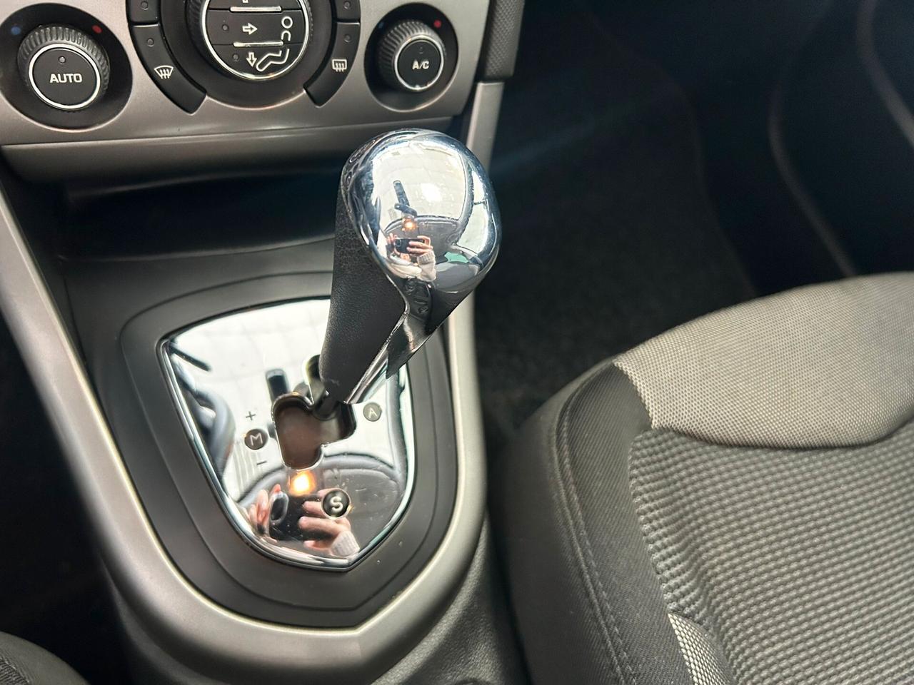 Peugeot 308 1.6D 88.000KM CAMBIO AUTO 2012