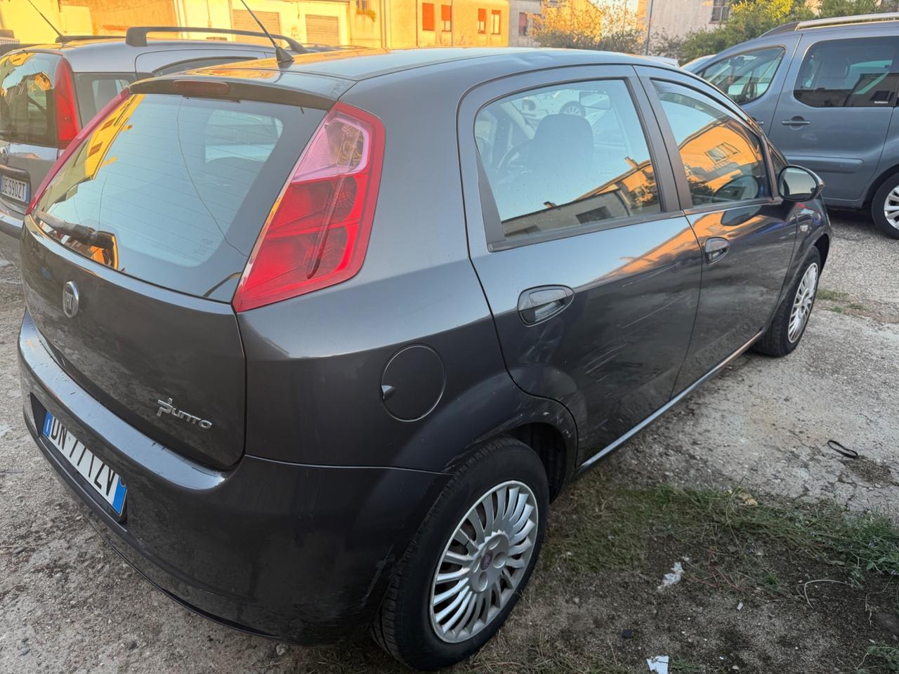 Fiat Grande Punto 1.2 5 porte ok neopatentati