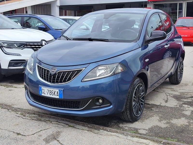 Lancia Ypsilon 1.0 FireFly 5 porte S&S Hybrid Alberta Ferretti