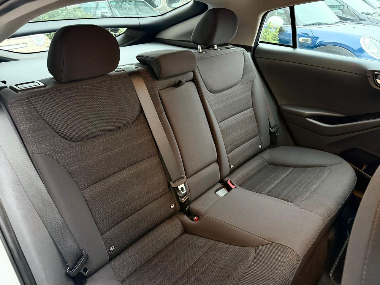 Hyundai Ioniq 1.6 Hybrid DCT Style