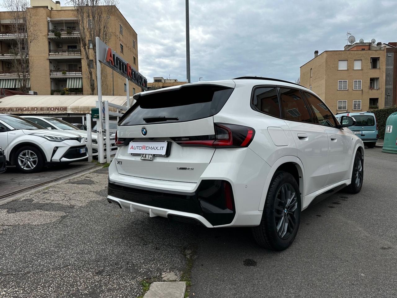 Bmw X1 18i MSport Edition, Tetto panoramico, Harman Kardon, 18"