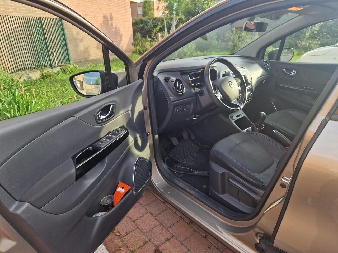 RENAULT CAPTUR 1,5 dCi-TAGLIANDI RENAULT-EURO 6-3