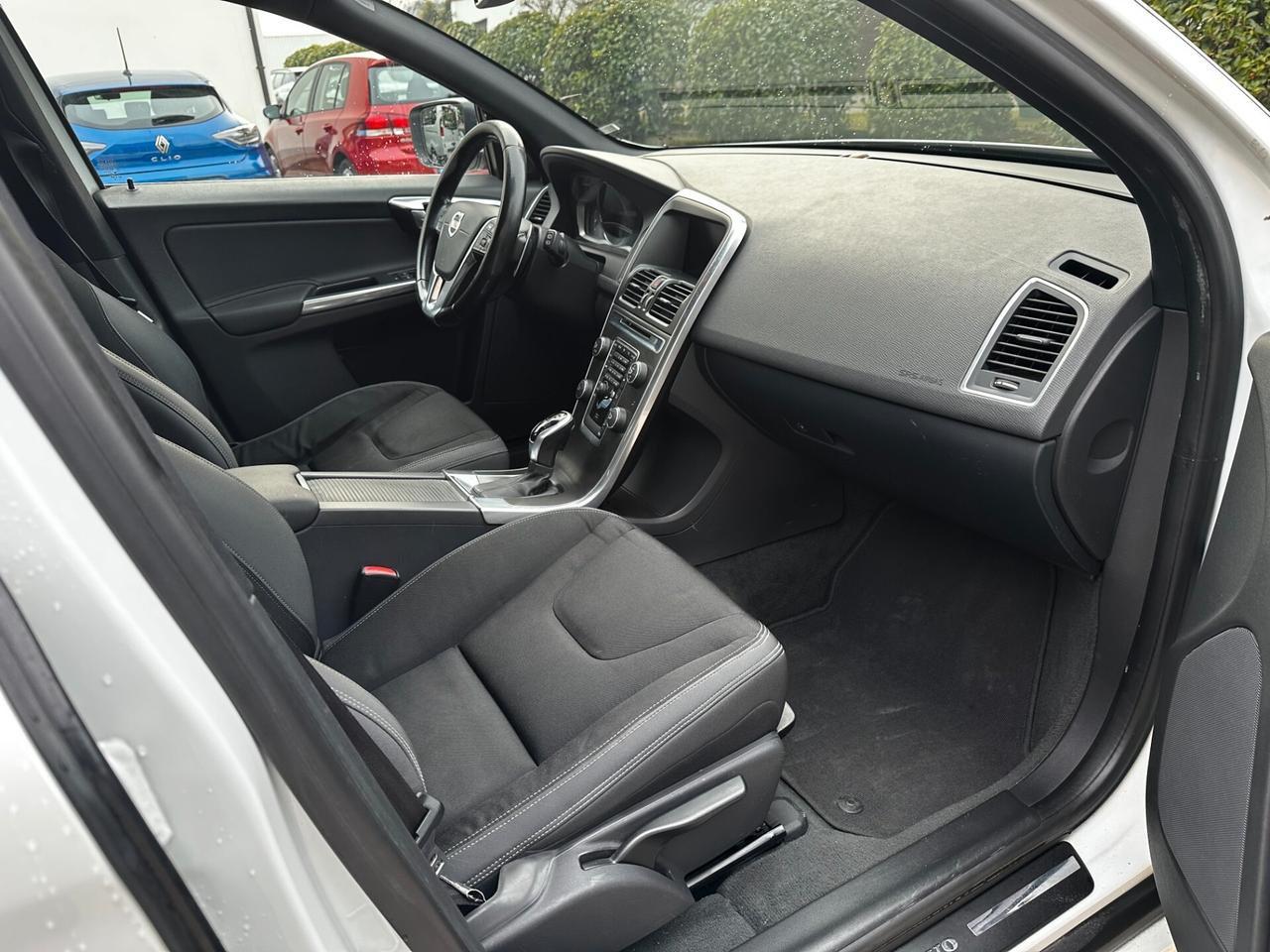 Volvo XC 60 XC60 D4 AWD Geartronic Momentum