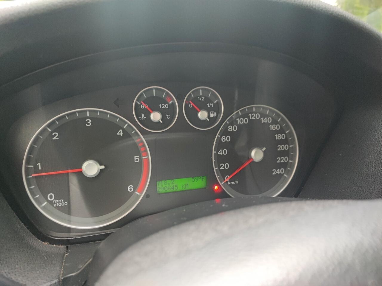 Ford Focus 1.6 TDCi 90 CV station wagon neopatentati