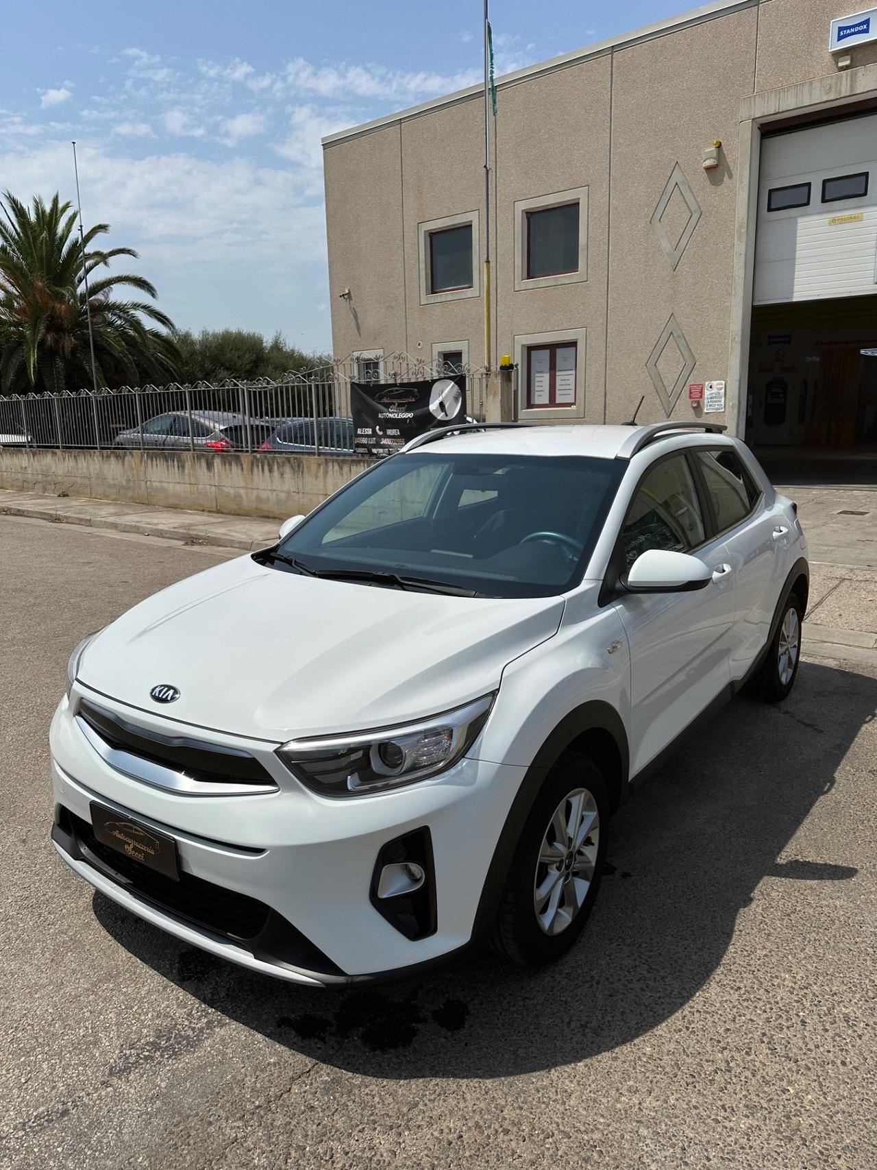 Kia Stonic 1.4 MPI 100 CV Urban