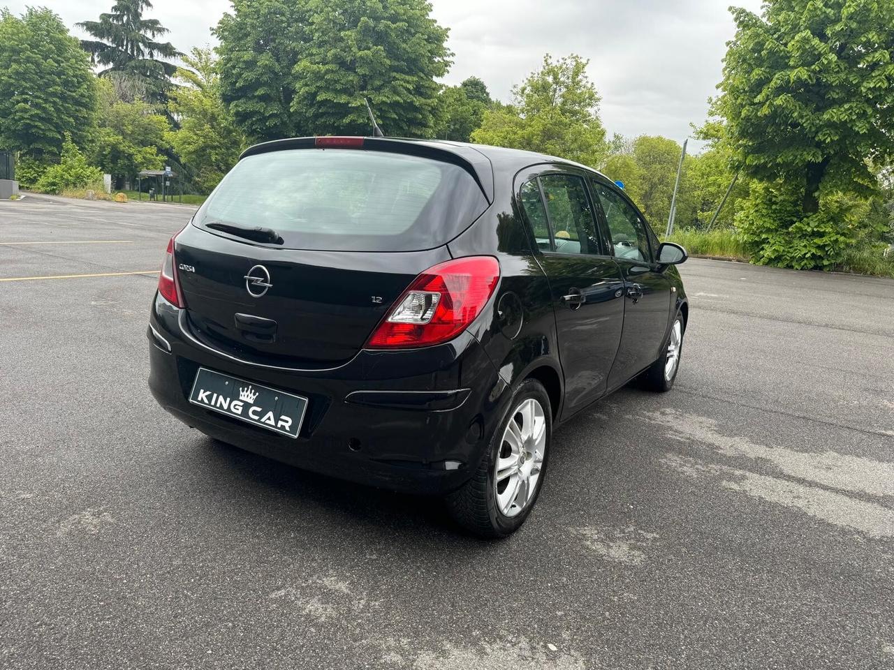 Opel Corsa 1.2 5 porte Cosmo