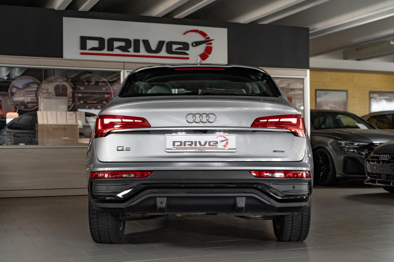 Audi Q5 Sportback 40 2.0 tdi mhev 12V quattro s-tronic