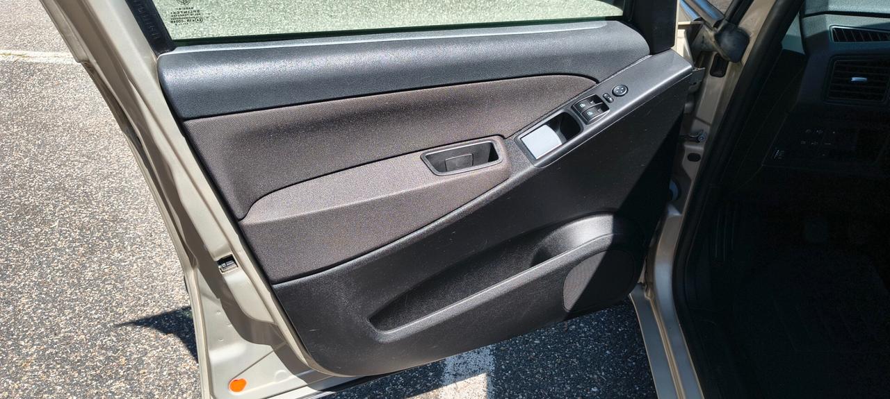 Fiat Idea 1.4 BlackEnergy GPL