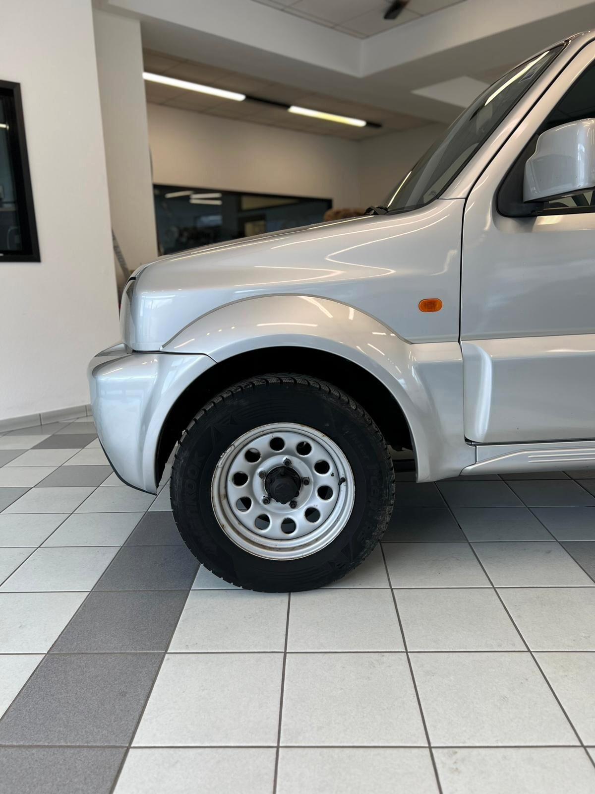 Suzuki Jimny 1.3i 16V cat 4WD JLX