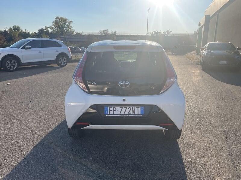 Toyota Aygo Aygo 1.0 VVT-i 69 CV 5 porte x-business MMT iva esposta compresa