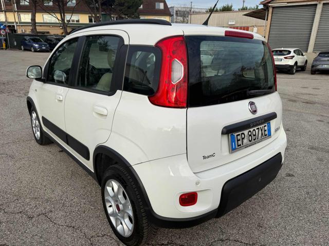 FIAT Panda 0.9 TwinAir Turbo Natural Power Trekking Bellissim