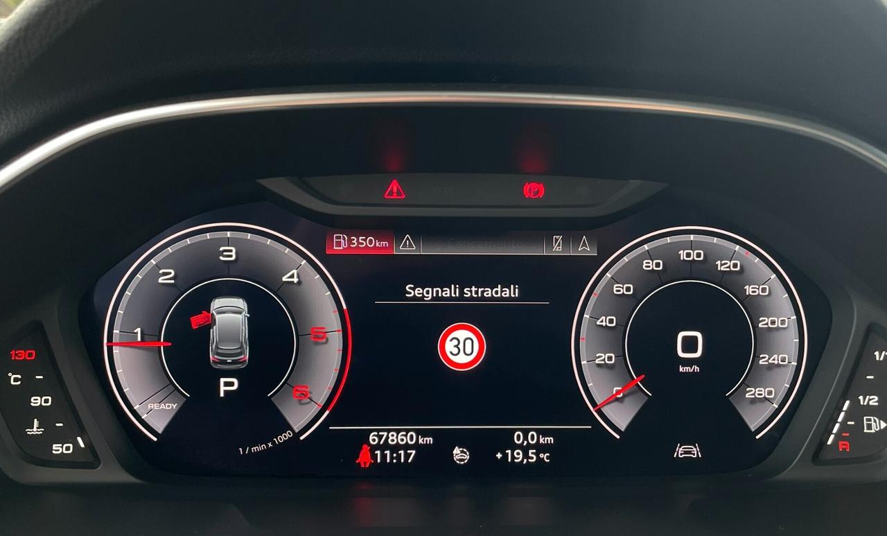 Audi Q3 Business 2.0 TDI 150CV s-tronic 35