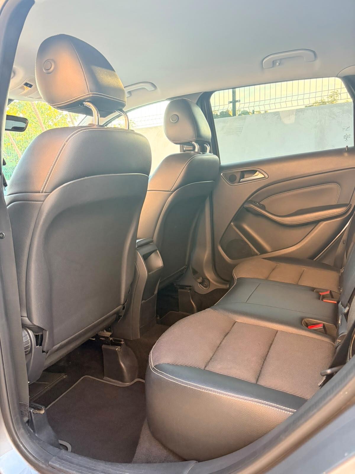 Mercedes-benz B 180 d Automatic Executive