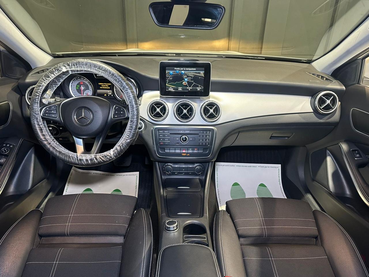 Mercedes-benz GLA 180 d Business