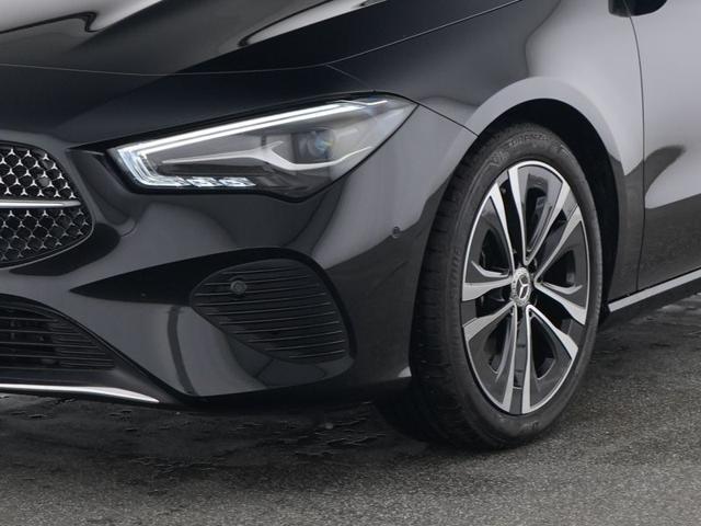 MERCEDES-BENZ CLA 180 Automatic Shooting Brake Advanced