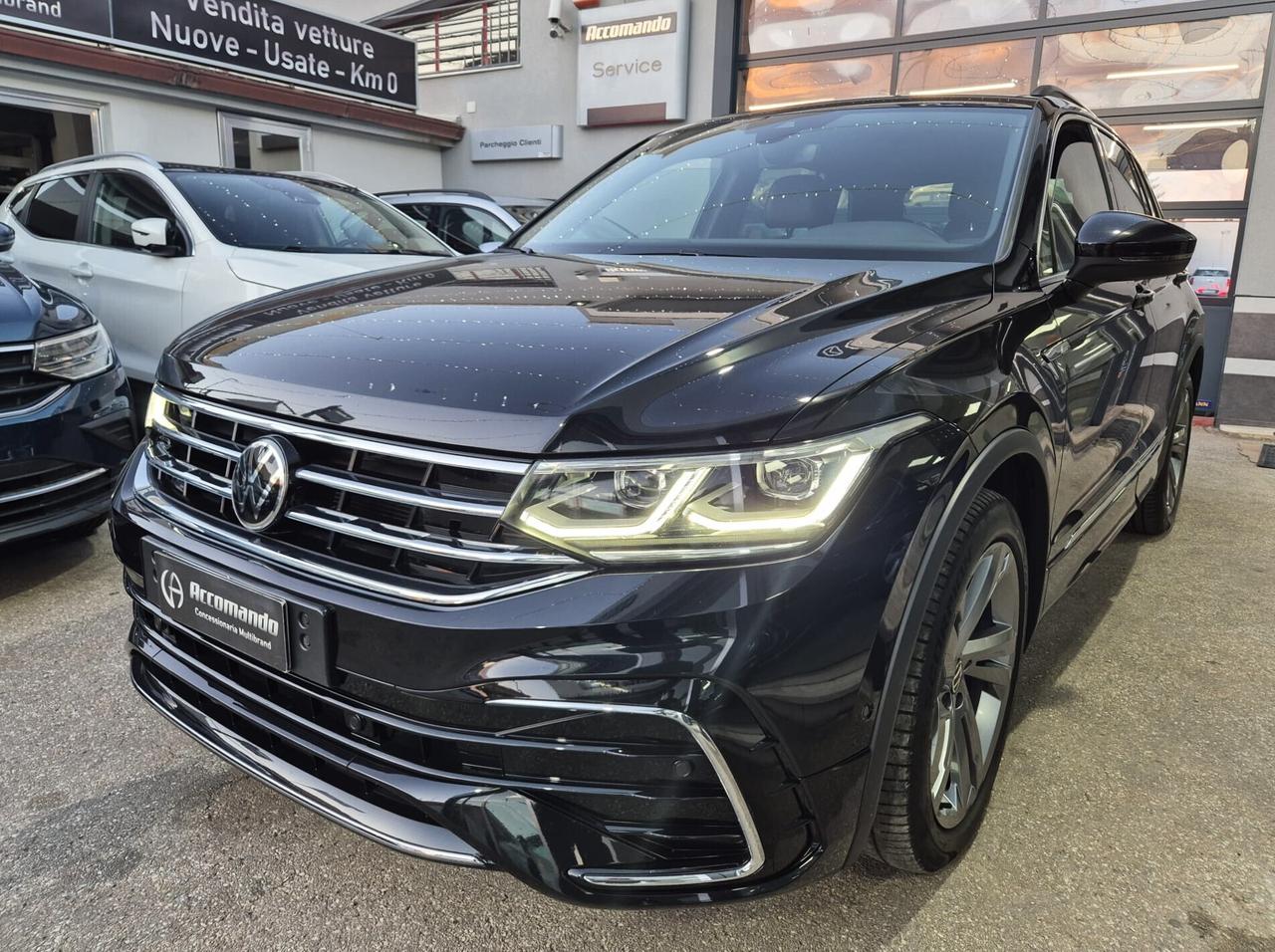 Volkswagen Tiguan 2.0 TDI 150 CV SCR DSG R-Line