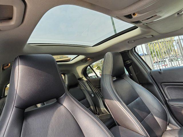 MERCEDES-BENZ GLA 180 122 CV