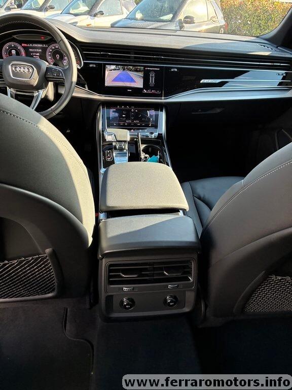 Audi Q8 TDI S line edition 2024 iva esposta a 839 euro al mese