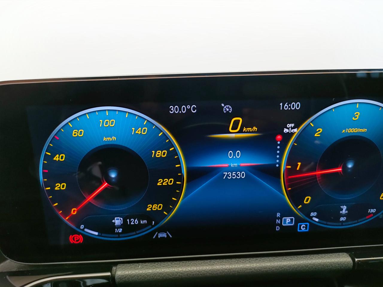 Mercedes-Benz GLA-H247 2020 - GLA 200 d Premium 4matic auto
