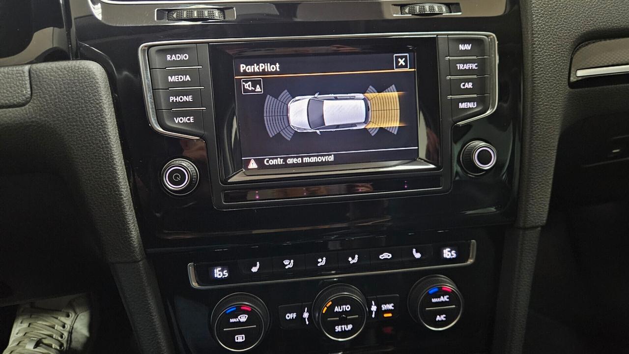 Volkswagen Golf 1.6 TDI DSG 5p. Highline BlueMotion Technology