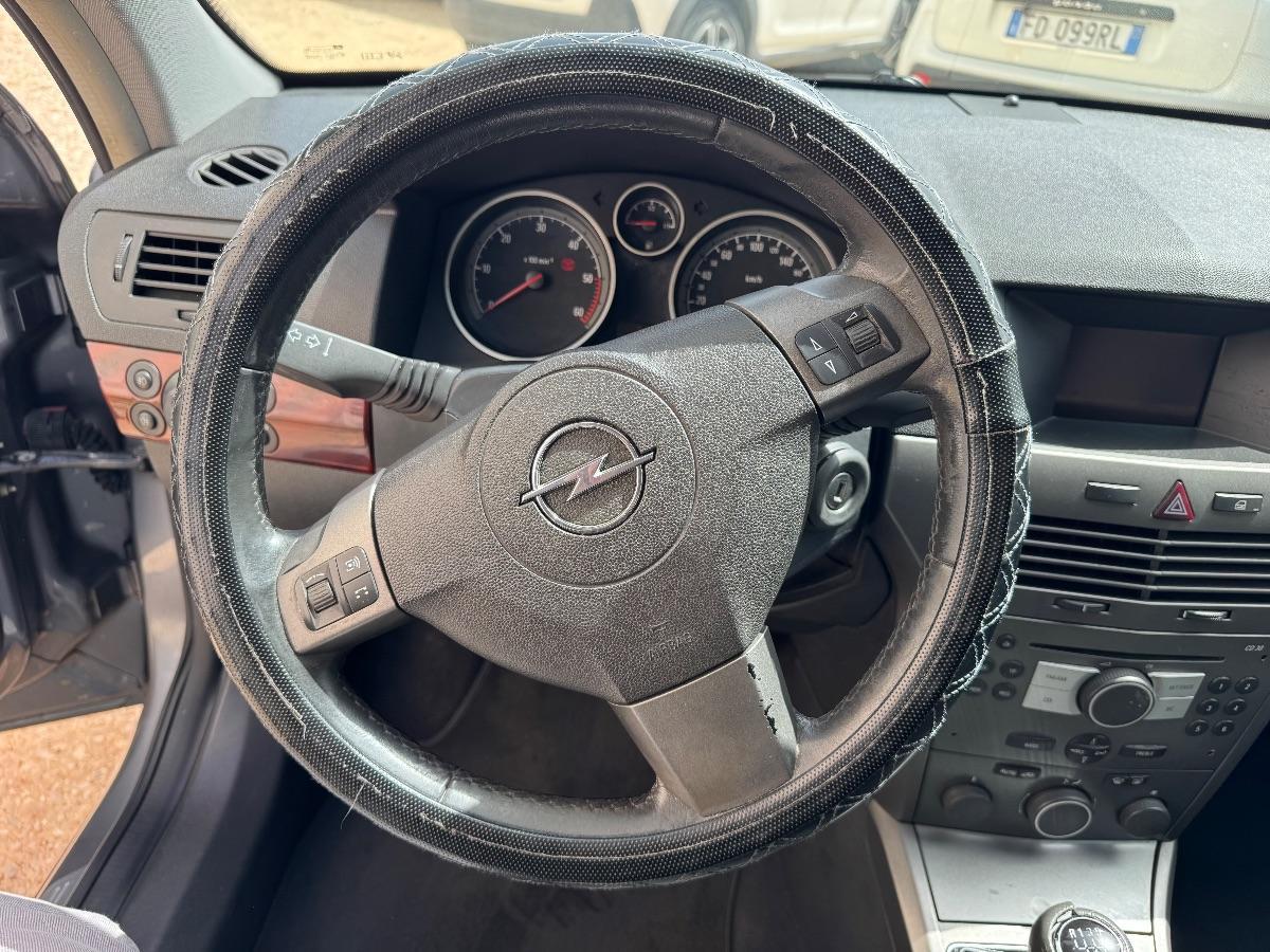 OPEL ASTRA 1.7 CDTI 101 CV 5p. Cosmo