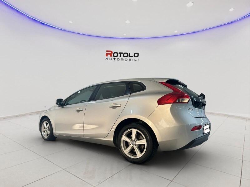 VOLVO V40 (2012-2020) V40 D2 1.6 Nova Edition