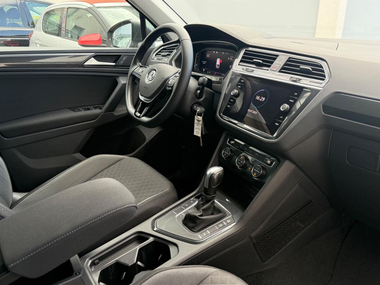 Volkswagen Tiguan 2.0 TDI 150 CV SCR DSG R-Line