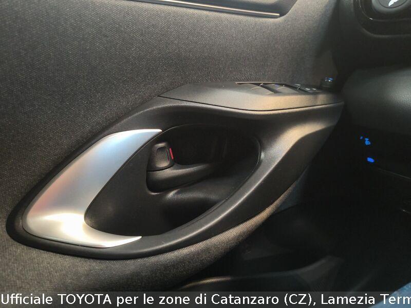 Toyota Yaris 1.5 Hybrid 5 porte Trend