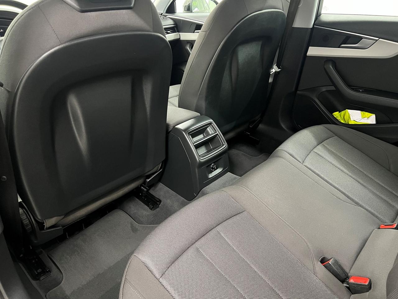 AUDI A4 V 2019 Avant A4 Avant 40 2.0 tdi mhev Business 204cv s-tronic