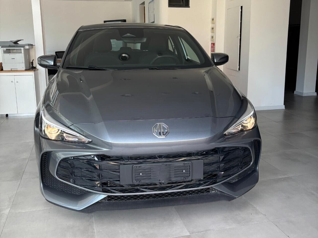 Mg MG3 1.5 hybrid Standard *senza obbligo di finanziamento*