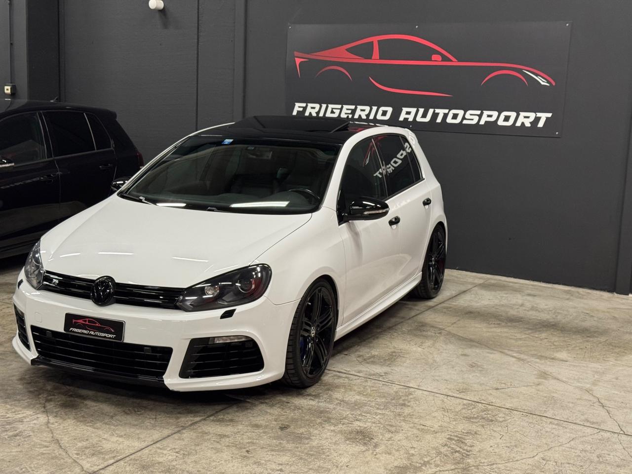 Volkswagen Golf 2.0 TSI 4mot. 5p. R