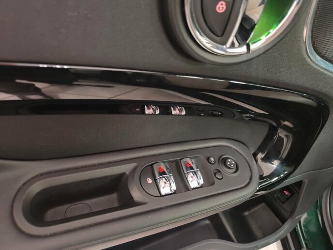 Mini Cooper SD Countryman 2.0 ALL4 Automatica