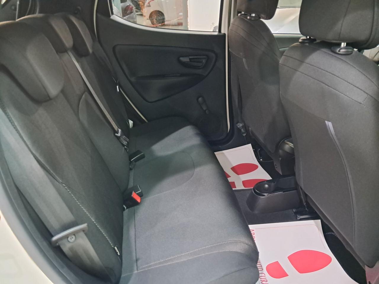 Lancia Ypsilon 1.2 69 CV 5 porte GPL Ecochic Gold