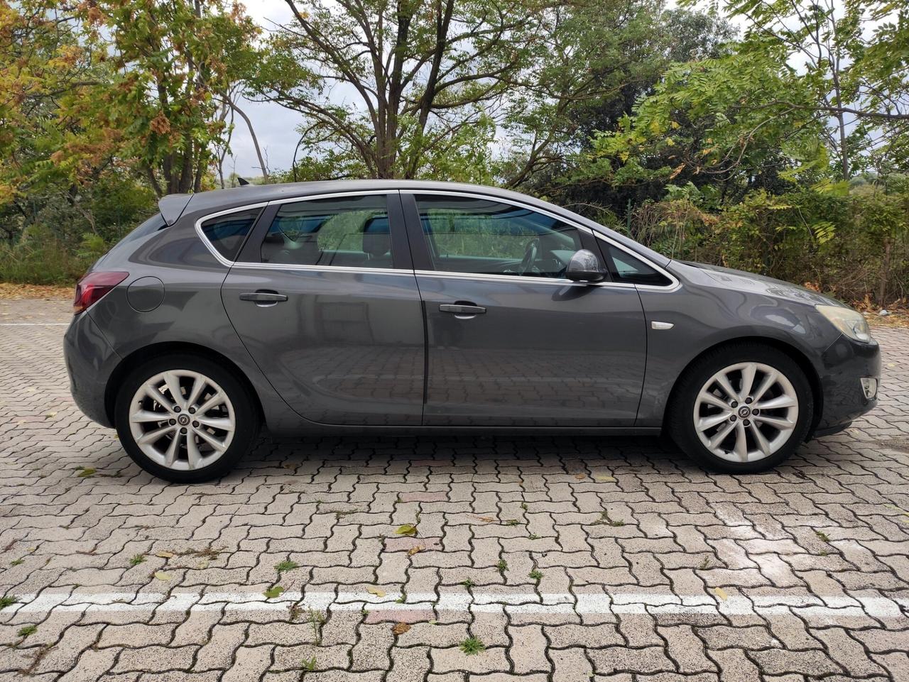 Opel Astra 1.7 CDTI 125CV 5 porte Cosmo
