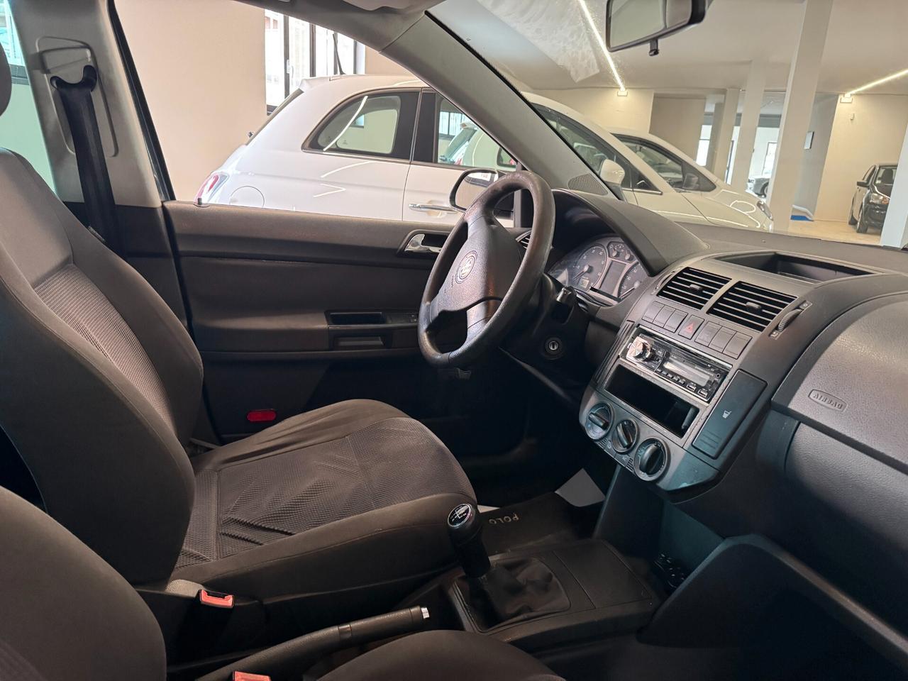 Volkswagen Polo 1.2/60CV 5p. Trendline NEOPATENTATI