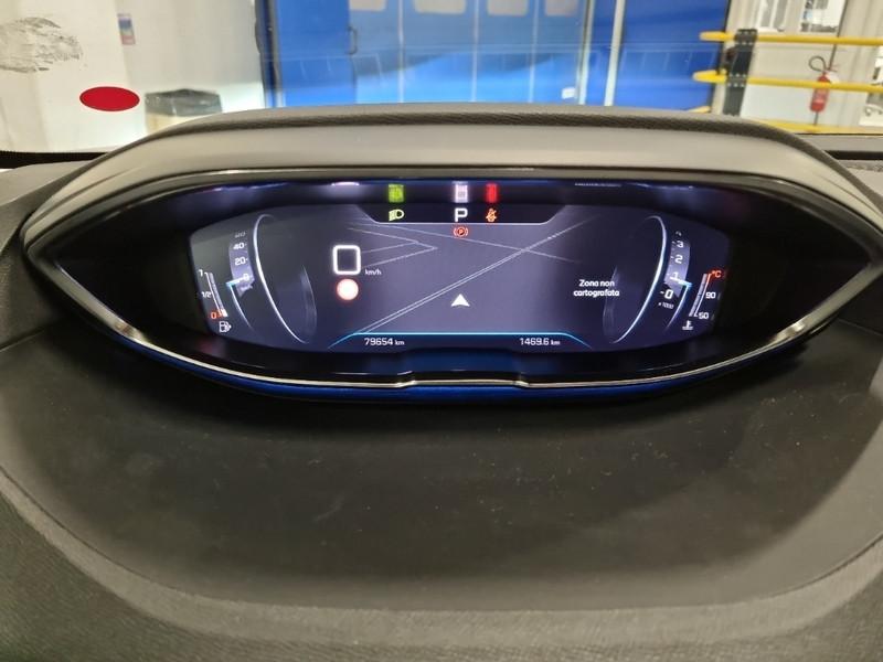 PEUGEOT 3008 BLUEHDI 130 EAT8 SES ACTIVE BUSINESS 5 PORTE SUV