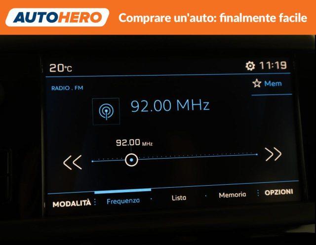 PEUGEOT 208 1° serie PureTech 82 Stop&Start 5 porte Signature