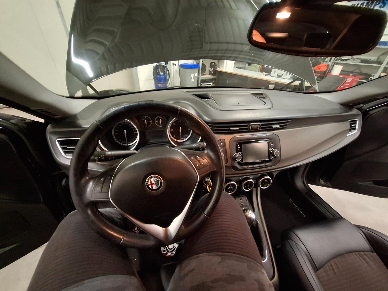 Alfa Romeo Giulietta 2.0 JTDm-2 150 CV Exclusive