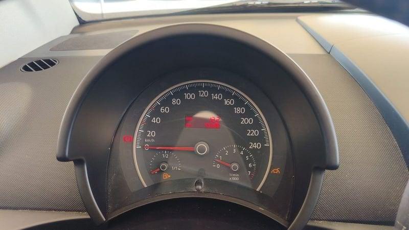 Volkswagen New Beetle New Beetle Cabrio 1.6 limited Red Edition