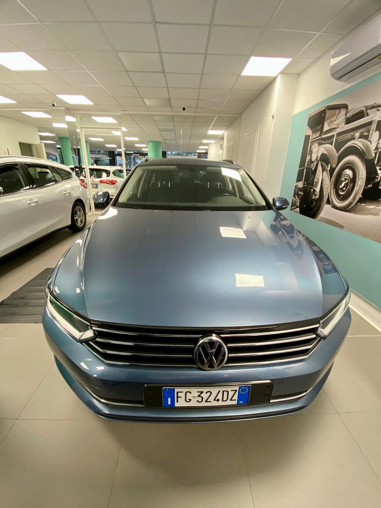 Volkswagen Passat Variant 1.6 TDI DSG Comfortline