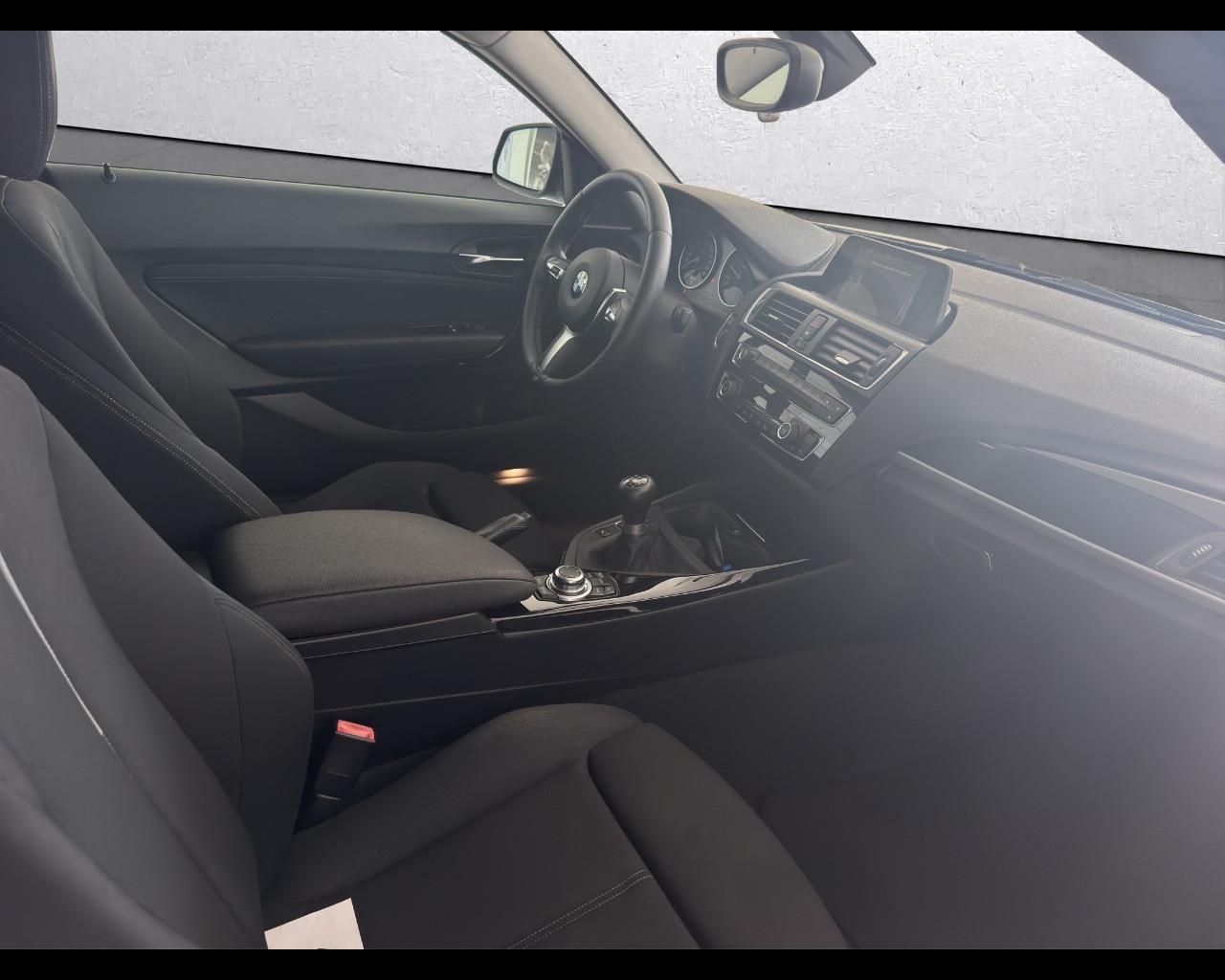 BMW Serie 2 Cpé(F22/87) - 218d Coupé Sport