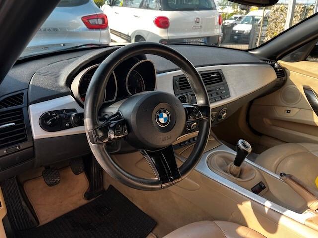 BMW Z4 Roadster 2.5i "HARD TOP / FARI XENO / PDC"