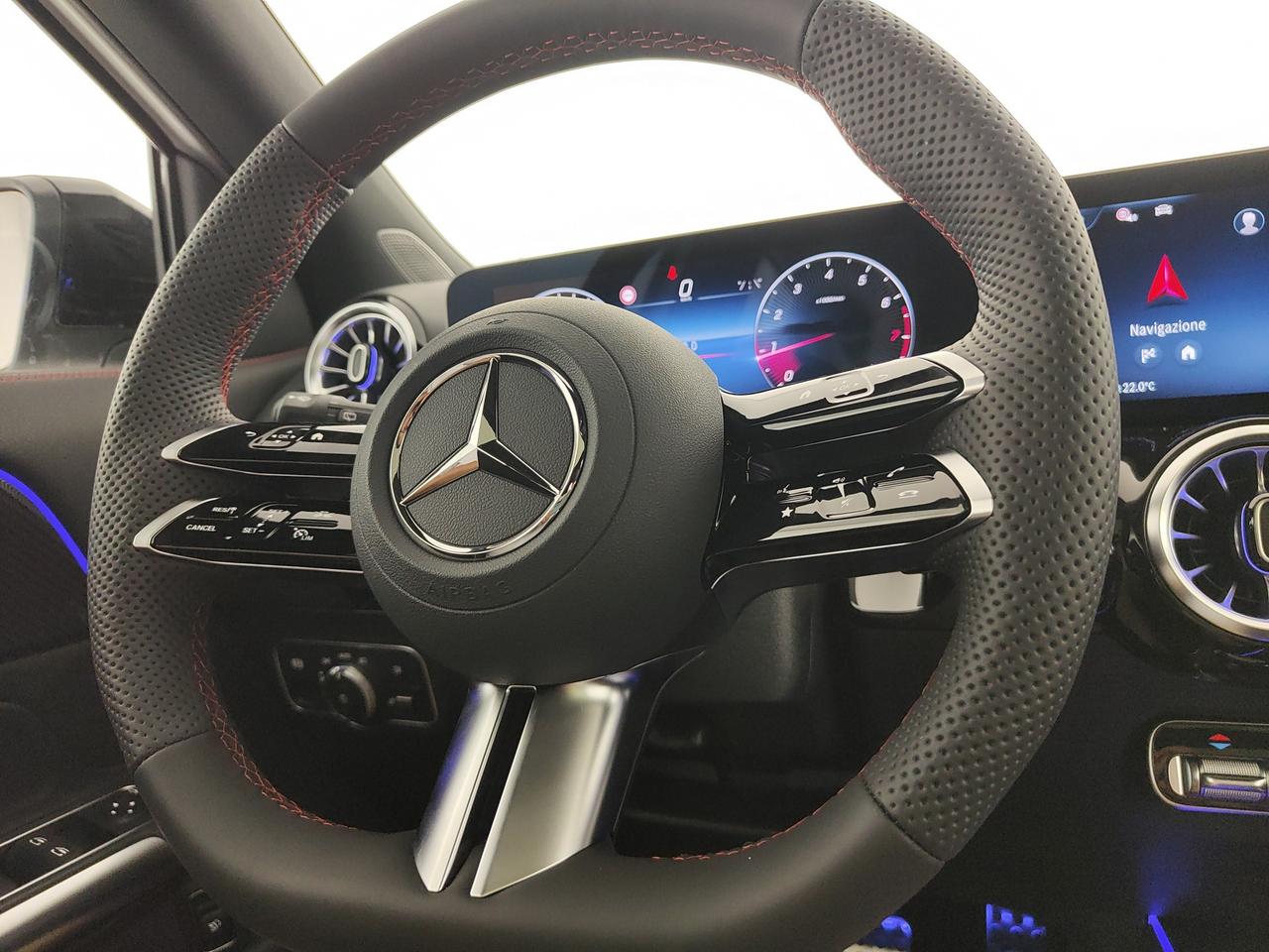 Mercedes-Benz GLA 180