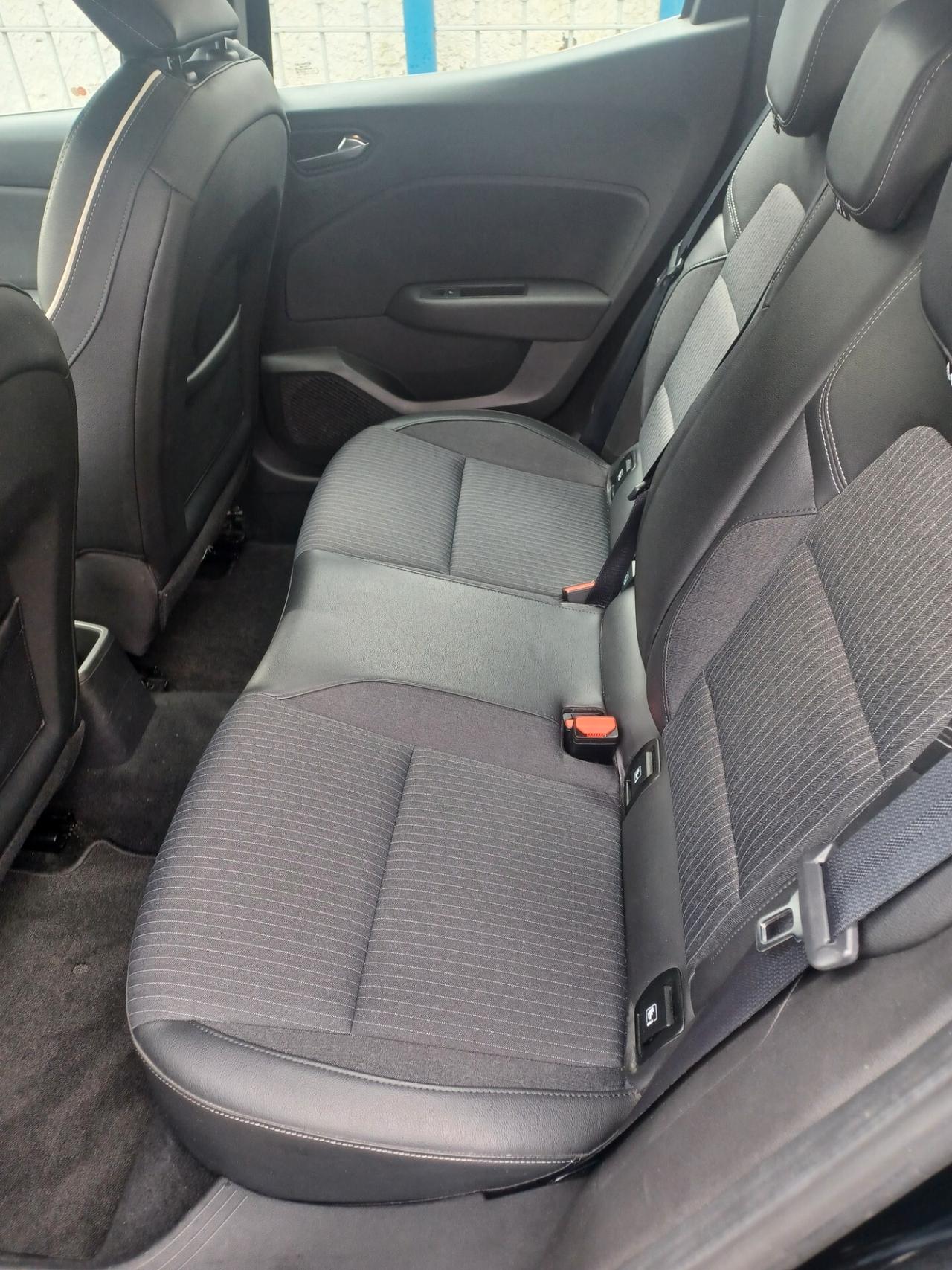 Renault Clio TCe GPL 5 porte Intense 2022