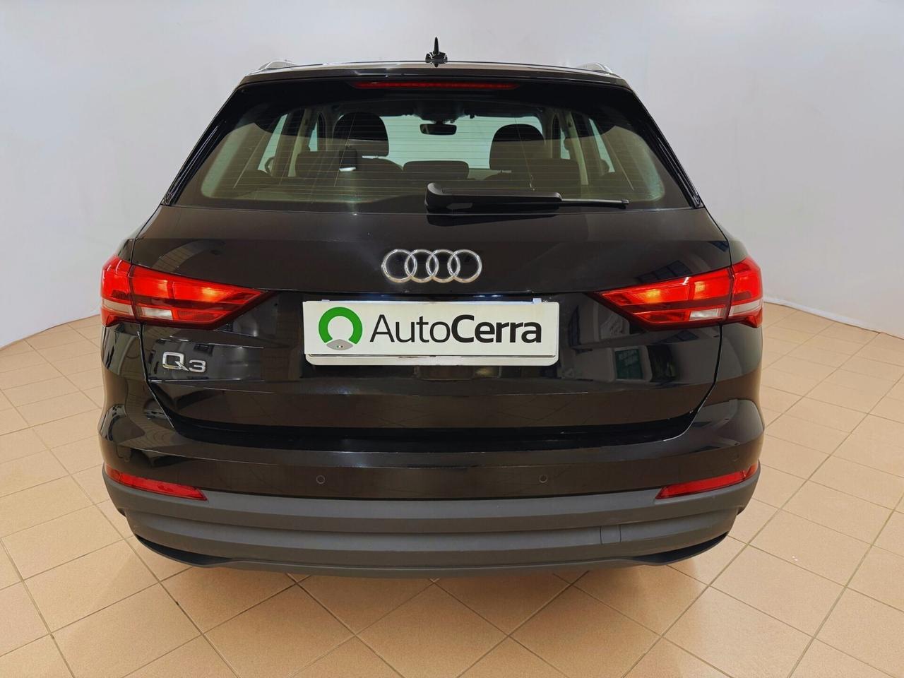 Audi Q3 35 TDI S tronic Business