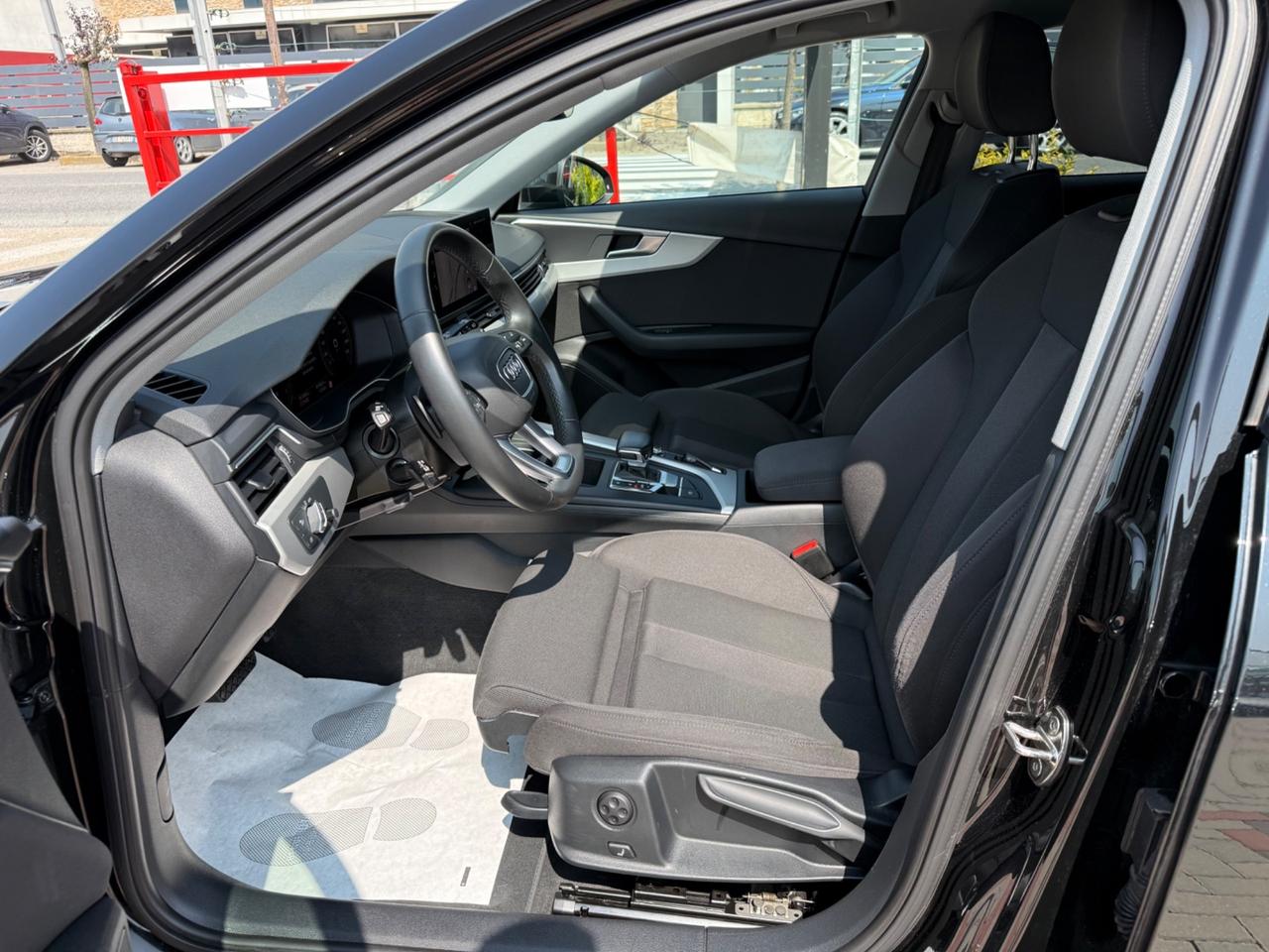 Audi A4 Avant 35 TDI/163 CV S tronic S line edition