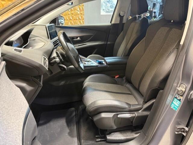 Peugeot 3008 BlueHDi 130 S&S Allure