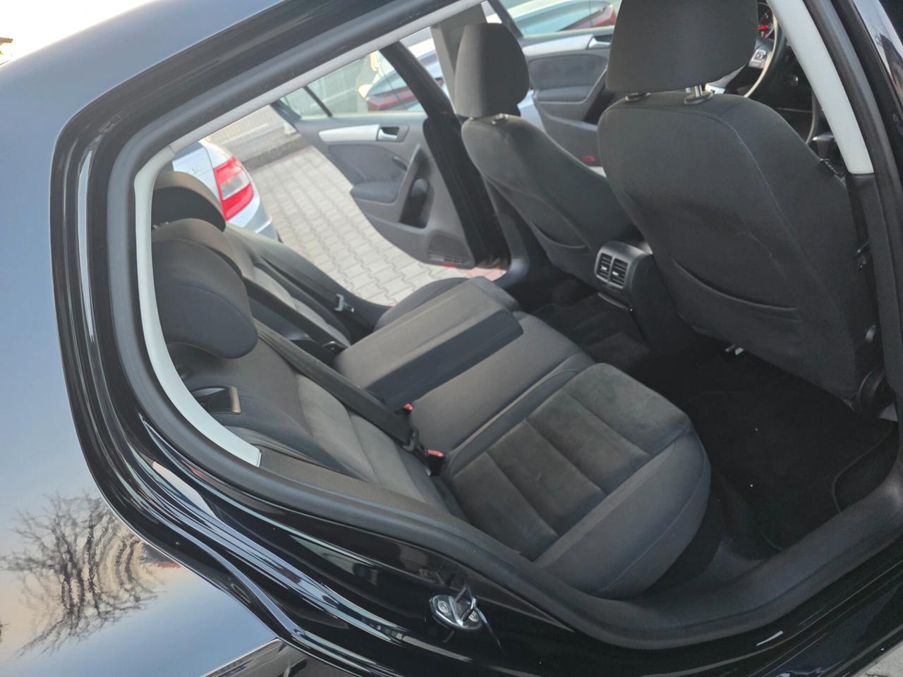 Volkswagen Golf 1.6 TDI Highline full perfetta e garantita 12 m