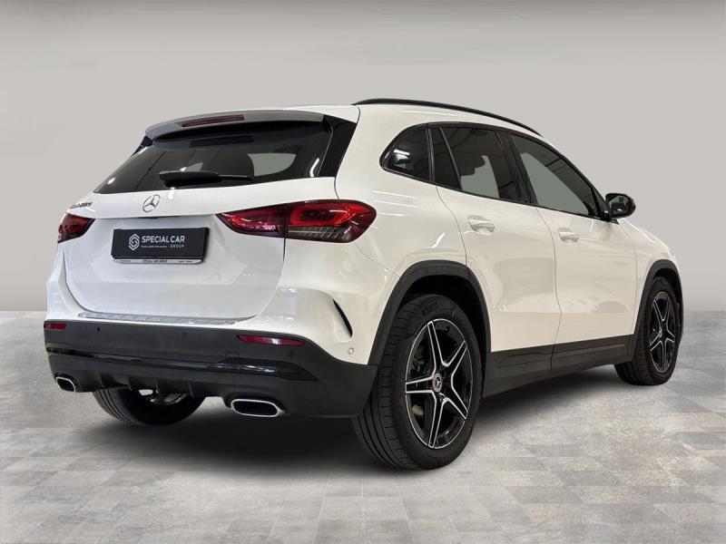 Mercedes GLA 200 200 D Premium 4Matic 8G-DCT