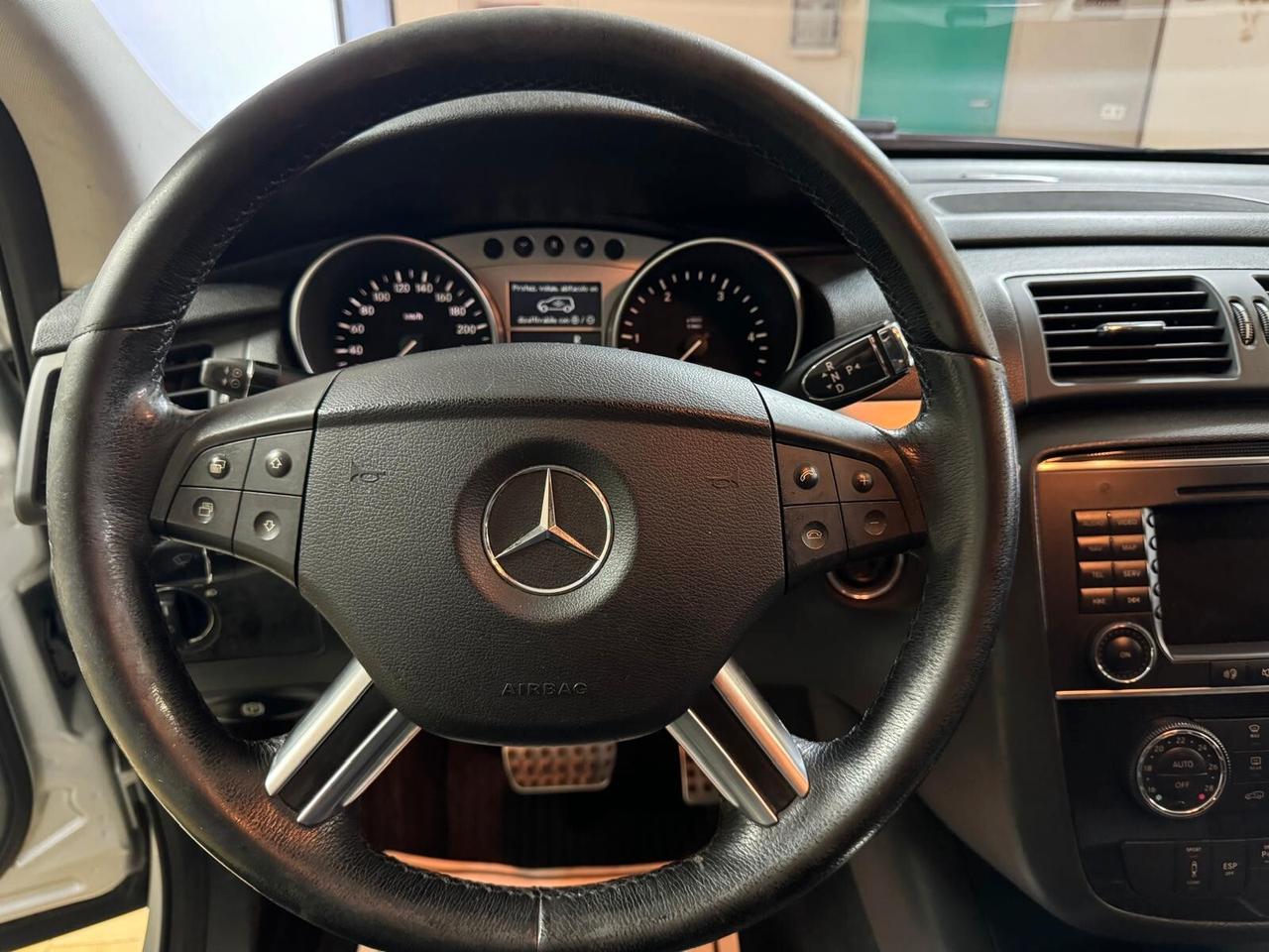 Mercedes-benz R 320 R 350 CDI cat 4Matic Sport